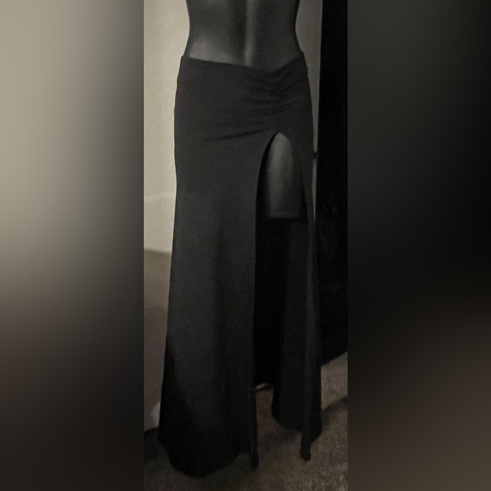 Elegant Black, High-Slit Maxi Skirt w/ Rhinestone Detail, Size Small